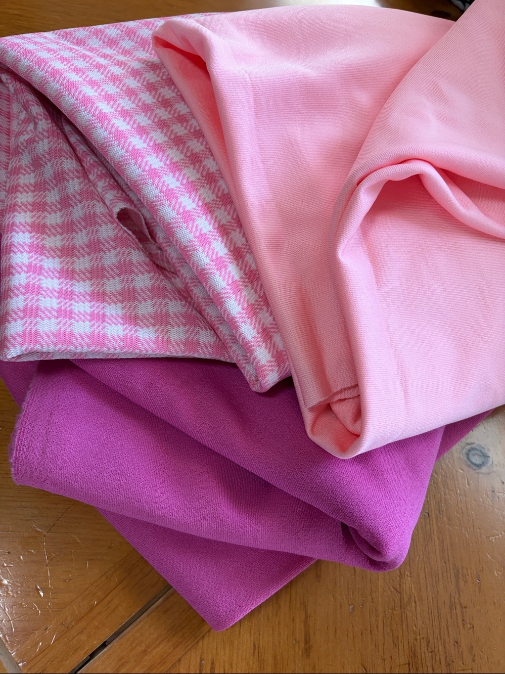 Title:
Fabric Set 3 PCS Pink Polyester Knit